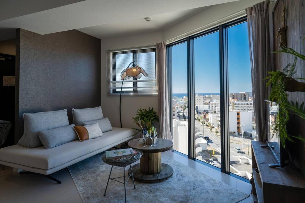 The Penthouse Ginowan Apartamento Urasoe Exterior foto
